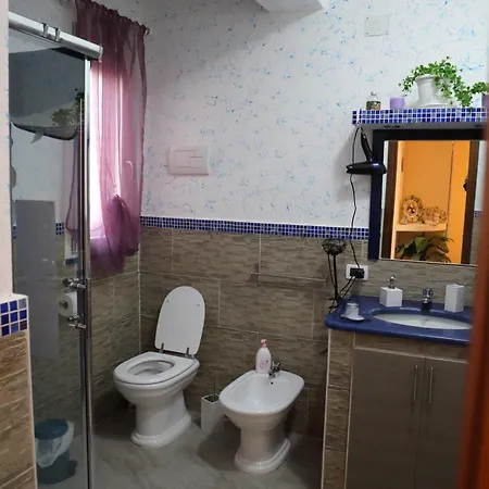 Mondello House Lemon *