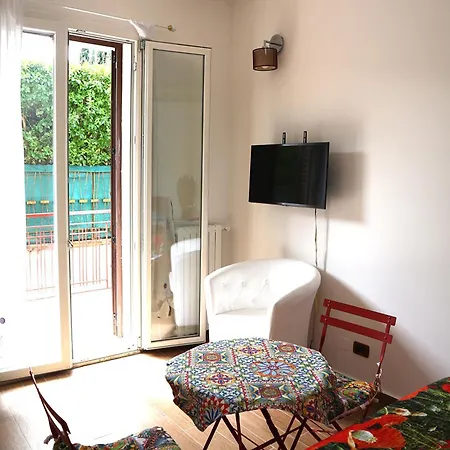 Mondello House Lemon Apartment