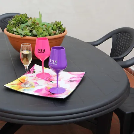 Mondello House Lemon